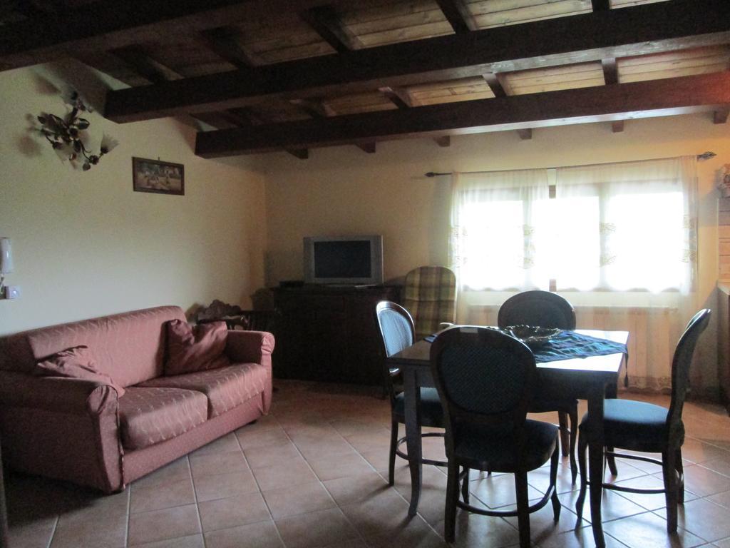 Il Casale Di Lusi Apartamento Monte Compatri Habitación foto